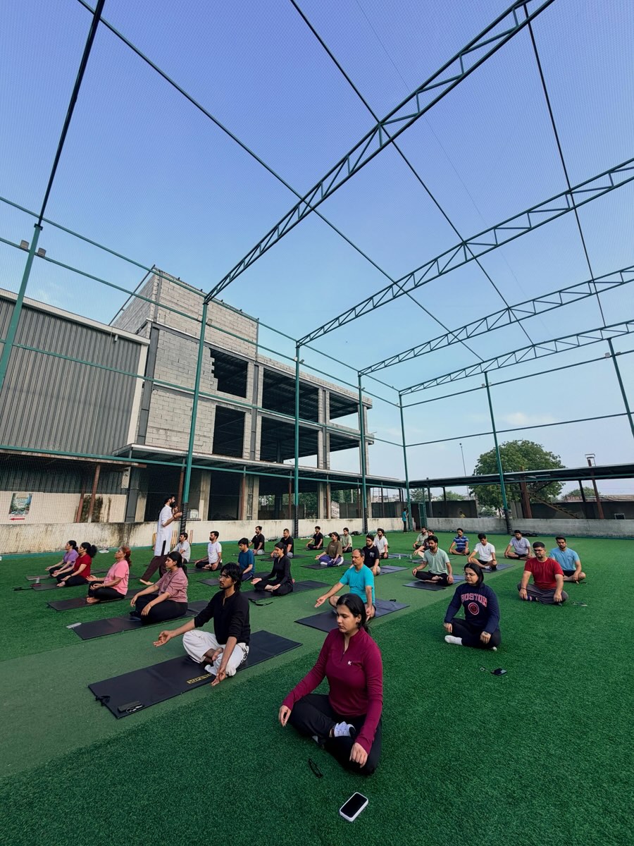 Outdoor yoga, Mansarovar
